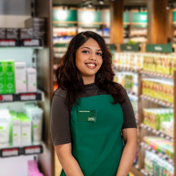 H&B staff member